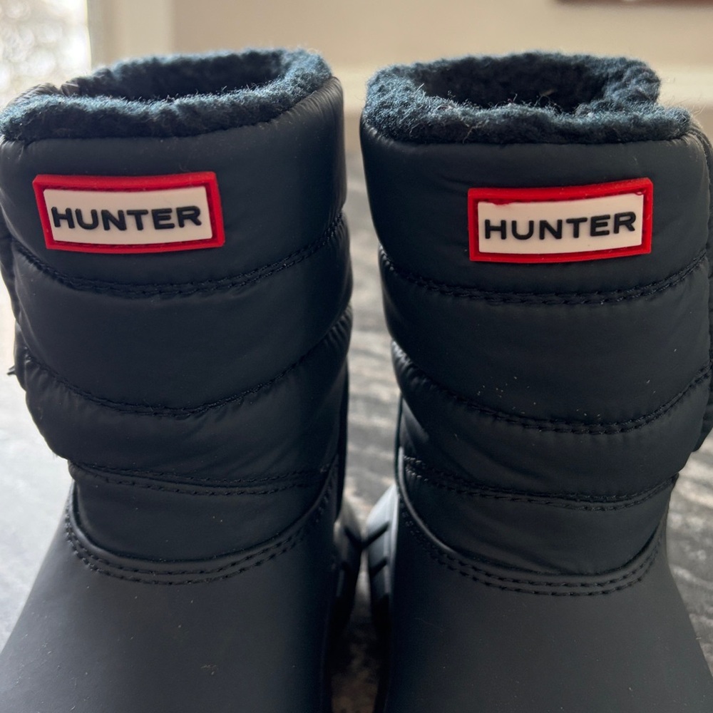 Hunter Navy Insulated Boots- Toddler - Picture 2 of 5